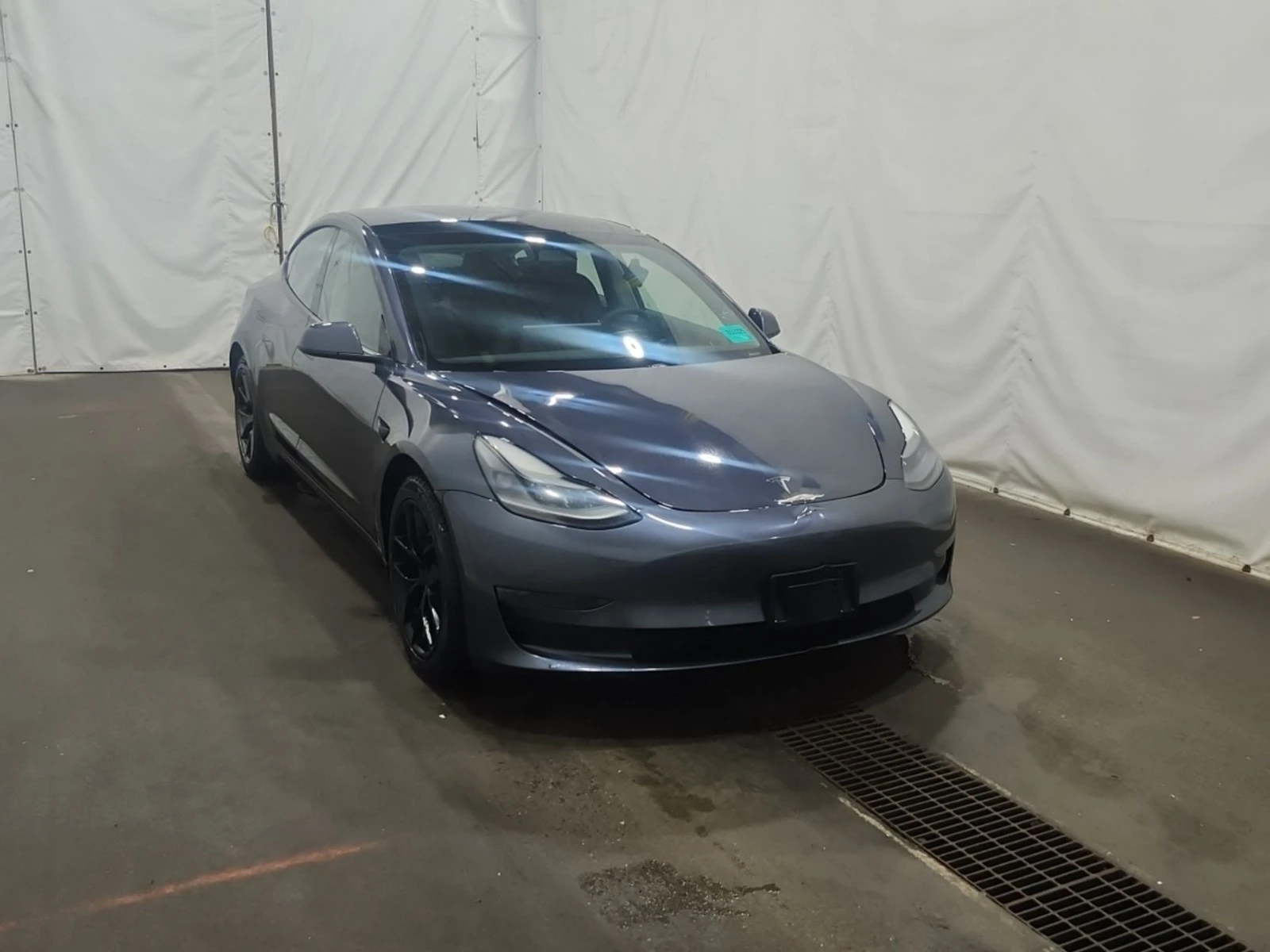 Tesla Model 3 STANDARD RANGE PLUS  ЦЕНА ДО БЪЛГАРИЯ АВТОКРЕДИТ, снимка 3 - Автомобили и джипове - 55466756