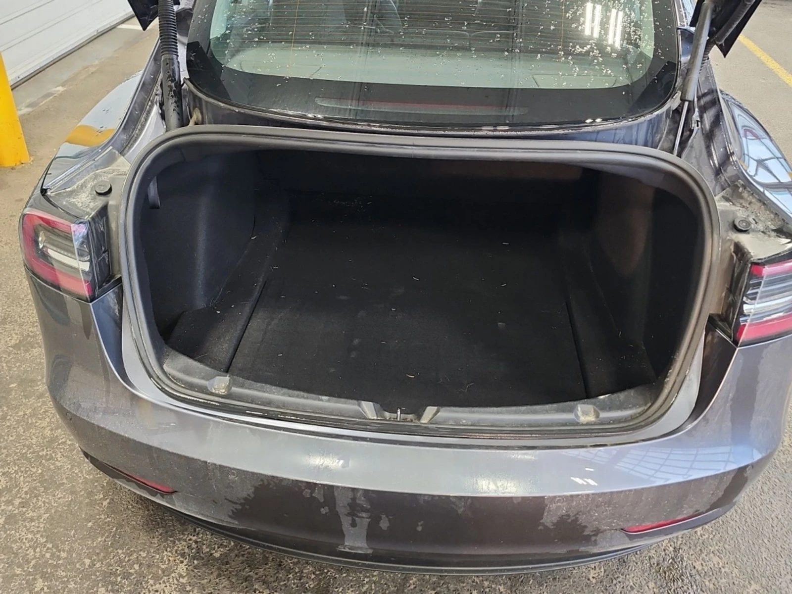 Tesla Model 3 STANDARD RANGE PLUS  ЦЕНА ДО БЪЛГАРИЯ АВТОКРЕДИТ, снимка 16 - Автомобили и джипове - 55466756