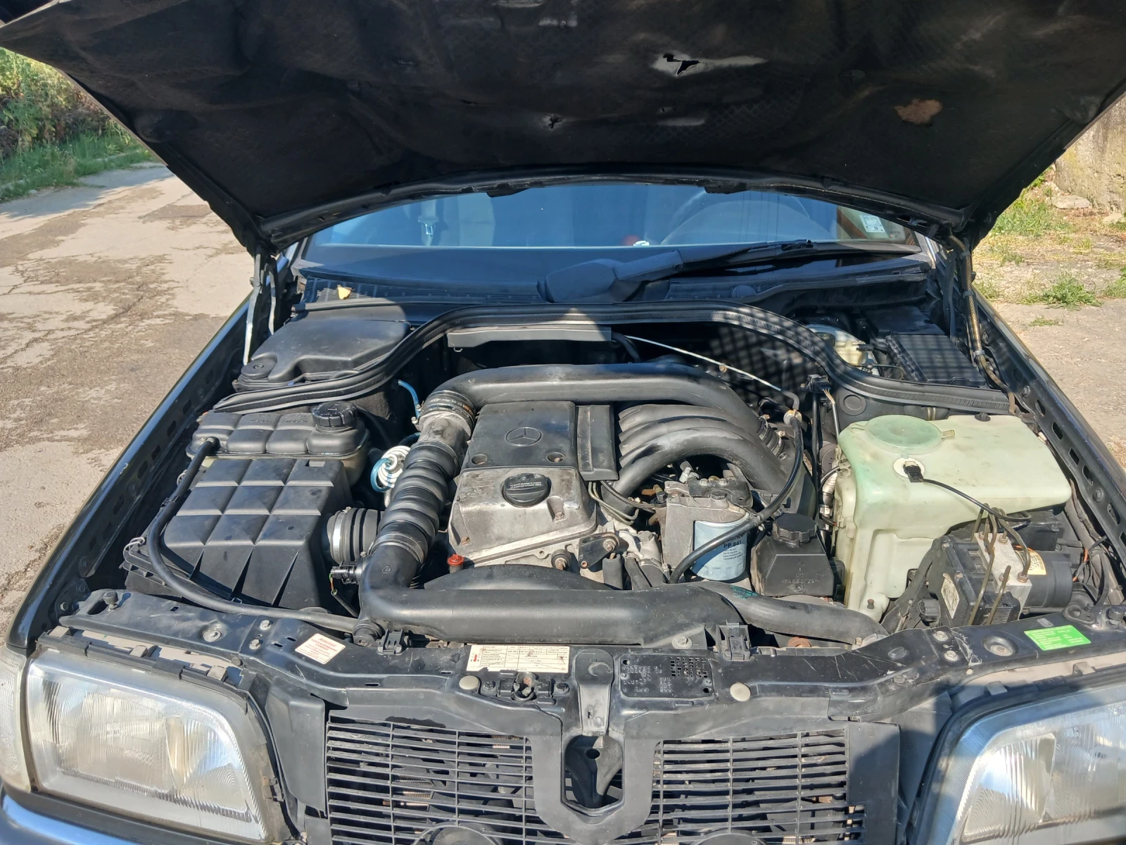 Mercedes-Benz C 250, снимка 4 - Автомобили и джипове - 55881709