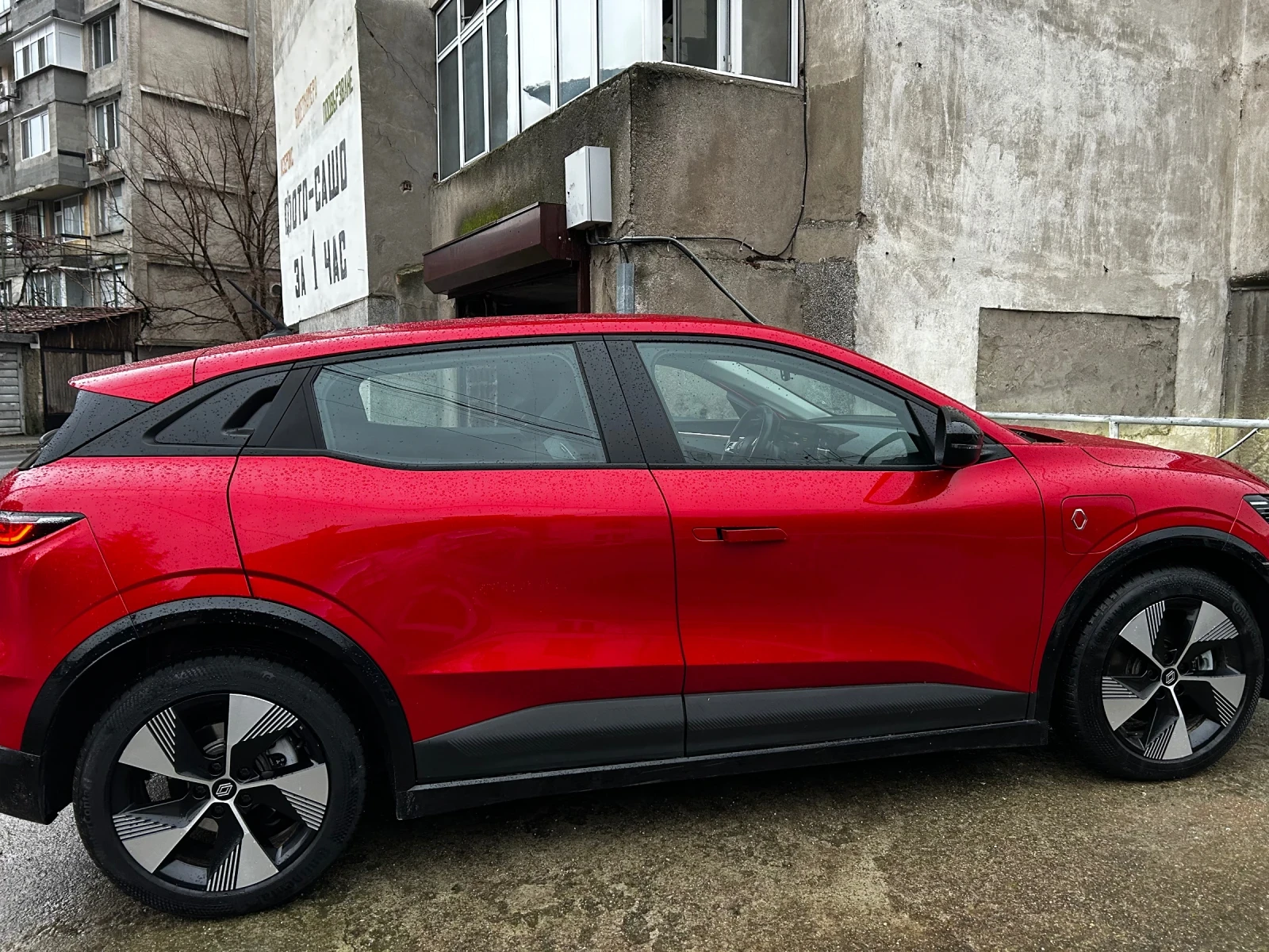 Renault Megane E-tech 100% electric , снимка 7 - Автомобили и джипове - 55947800