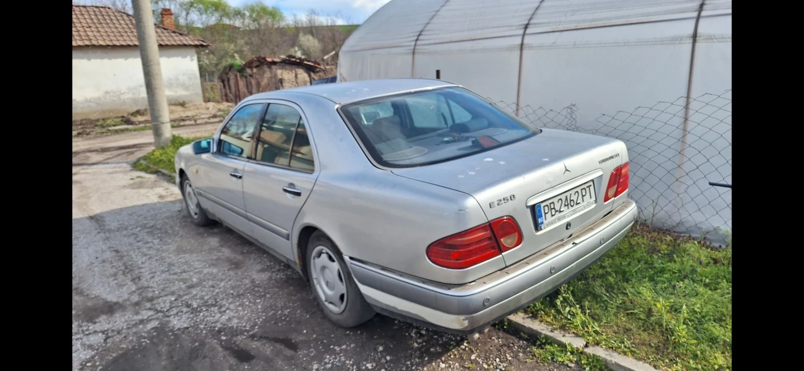 Mercedes-Benz E 250 250TD om605, снимка 4 - Автомобили и джипове - 56242128