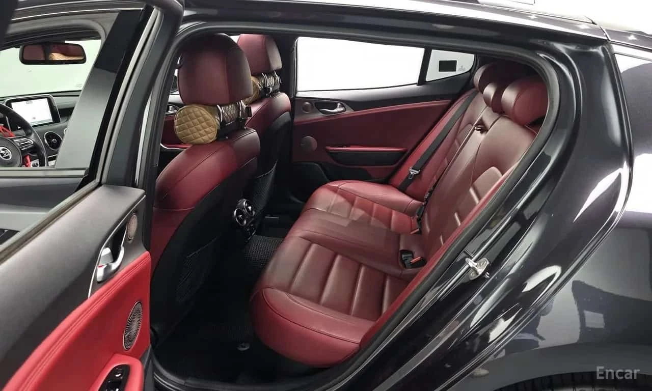 Kia Stinger * 3.3 Turbo AWD * ����� �� ����������� | Mobile.bg � ����������� 12