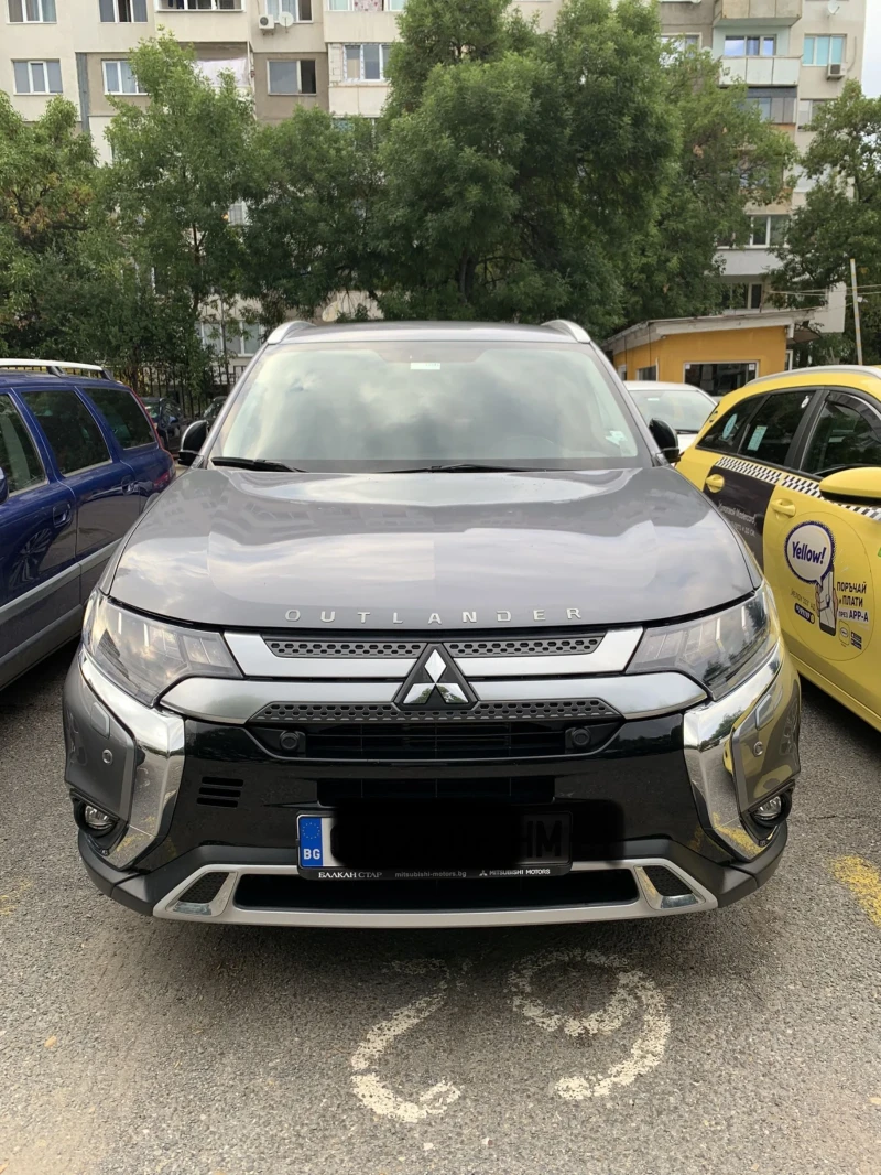 Mitsubishi Outlander, снимка 1 - Автомобили и джипове - 47887448