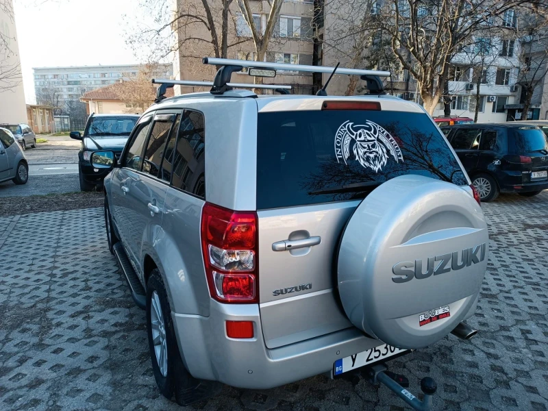 Suzuki Grand vitara 2, 4 - Газ / Бензин, снимка 5 - Автомобили и джипове - 49578589