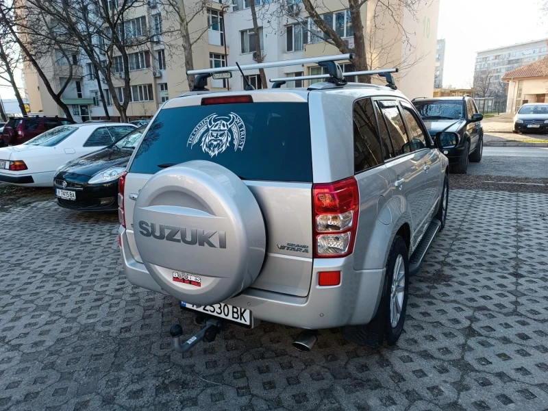 Suzuki Grand vitara 2, 4 - Газ / Бензин, снимка 6 - Автомобили и джипове - 49578589