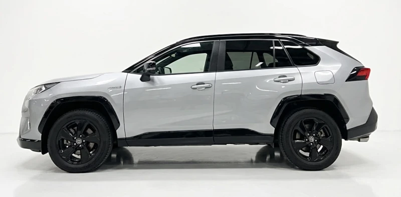 Toyota Rav4 4X4#EXCLUSIVE#KEYLESS#NAVI#CAMERA#PODGREV#DISTRONI, снимка 7 - Автомобили и джипове - 52933031