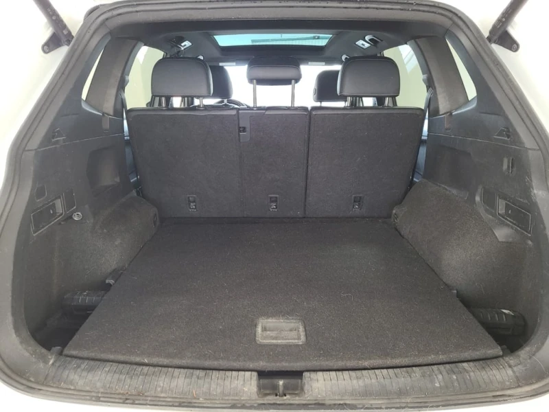 VW Tiguan * HIGHLINE R LINE * CARFAX * ЦЕНА ДО БГ, снимка 14 - Автомобили и джипове - 53033248