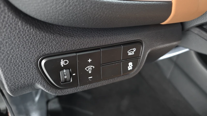 Kia Seltos 2.0 2WD SIGNATURE autogeorge.com, снимка 12 - Автомобили и джипове - 53243967