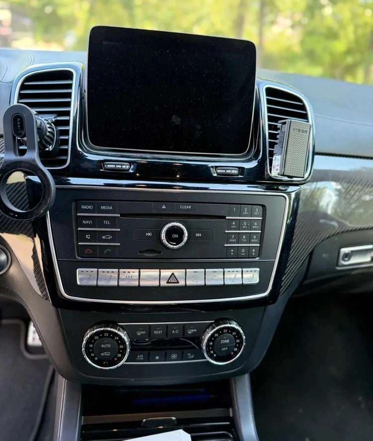 Mercedes-Benz GLE 63 S AMG 4Matic, снимка 6 - Автомобили и джипове - 52660620