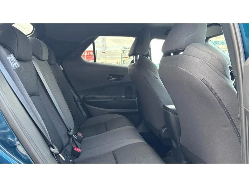 Toyota C-HR 1.8 HEV E-CVT Club FWD, снимка 7 - Автомобили и джипове - 53209593