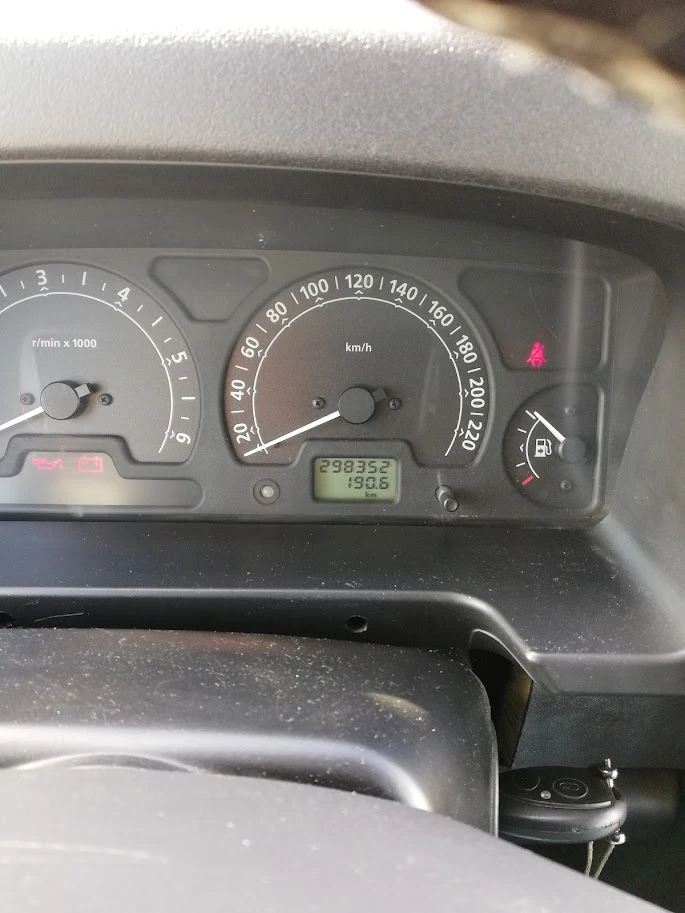 Land Rover Discovery TD5, снимка 13 - Автомобили и джипове - 54580145
