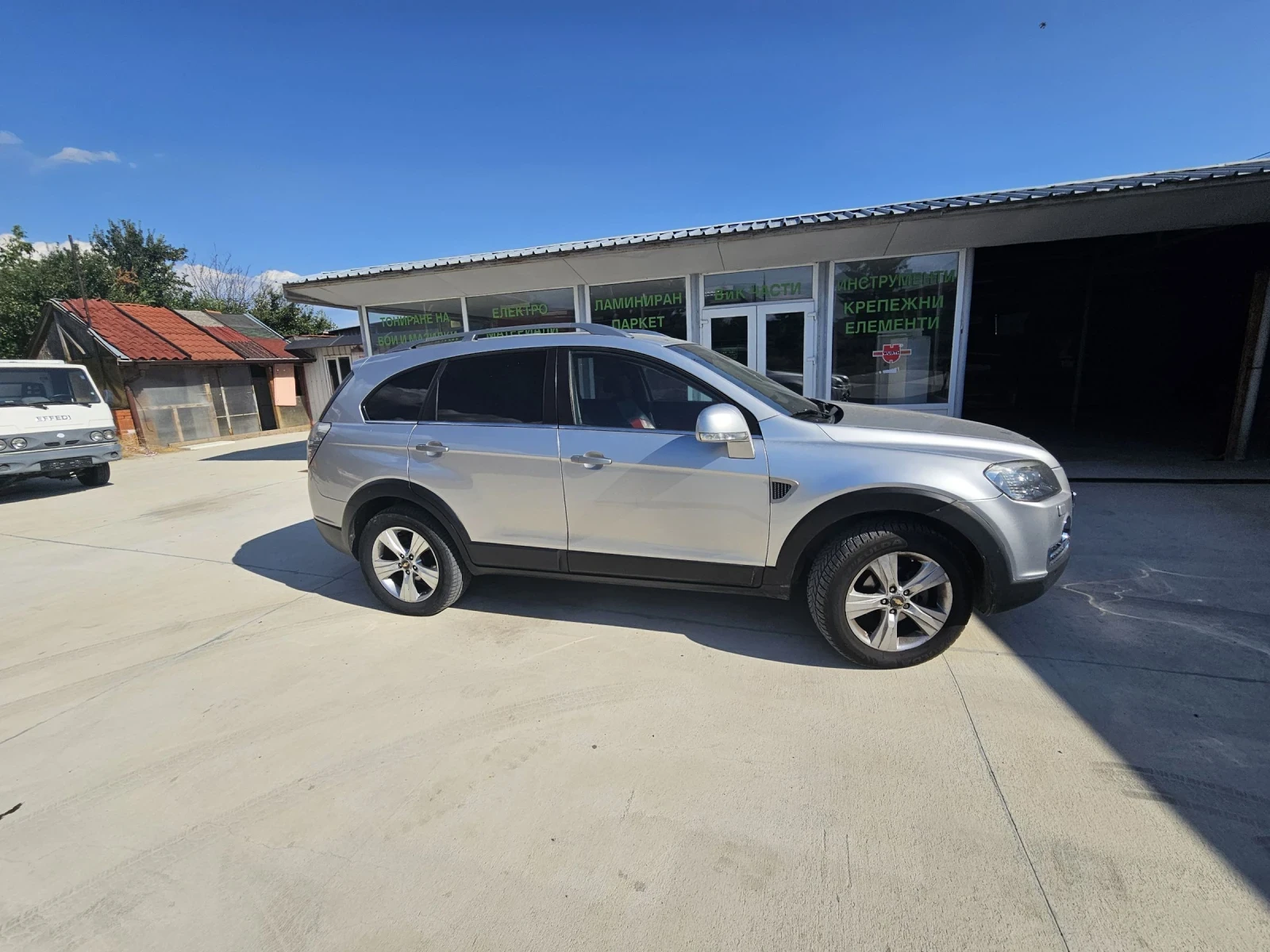 Chevrolet Captiva Магазински2.0d бартер automatic 7 места 150к.с.4х4 - изображение 2