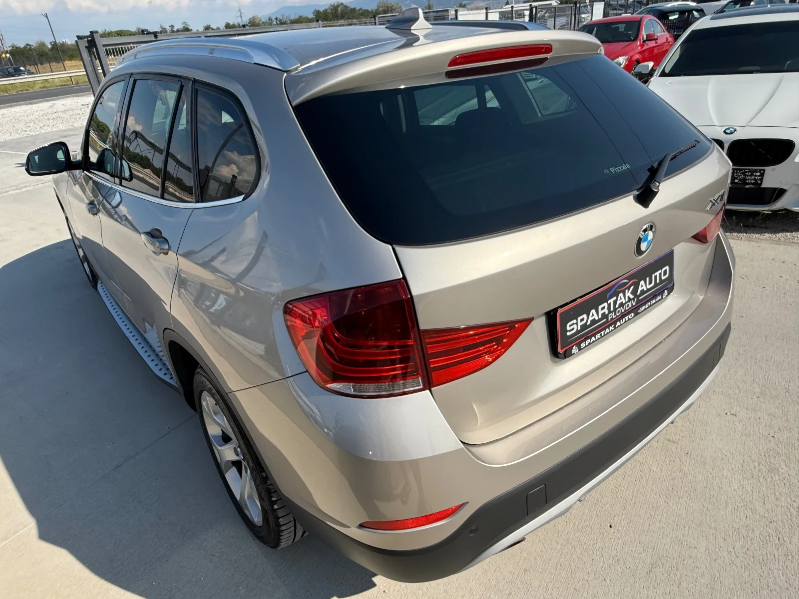 BMW X1 2.0D* xDrive* FACE* 2015г* 208.000КМ* ТОП СЪСТОЯНИ - изображение 6