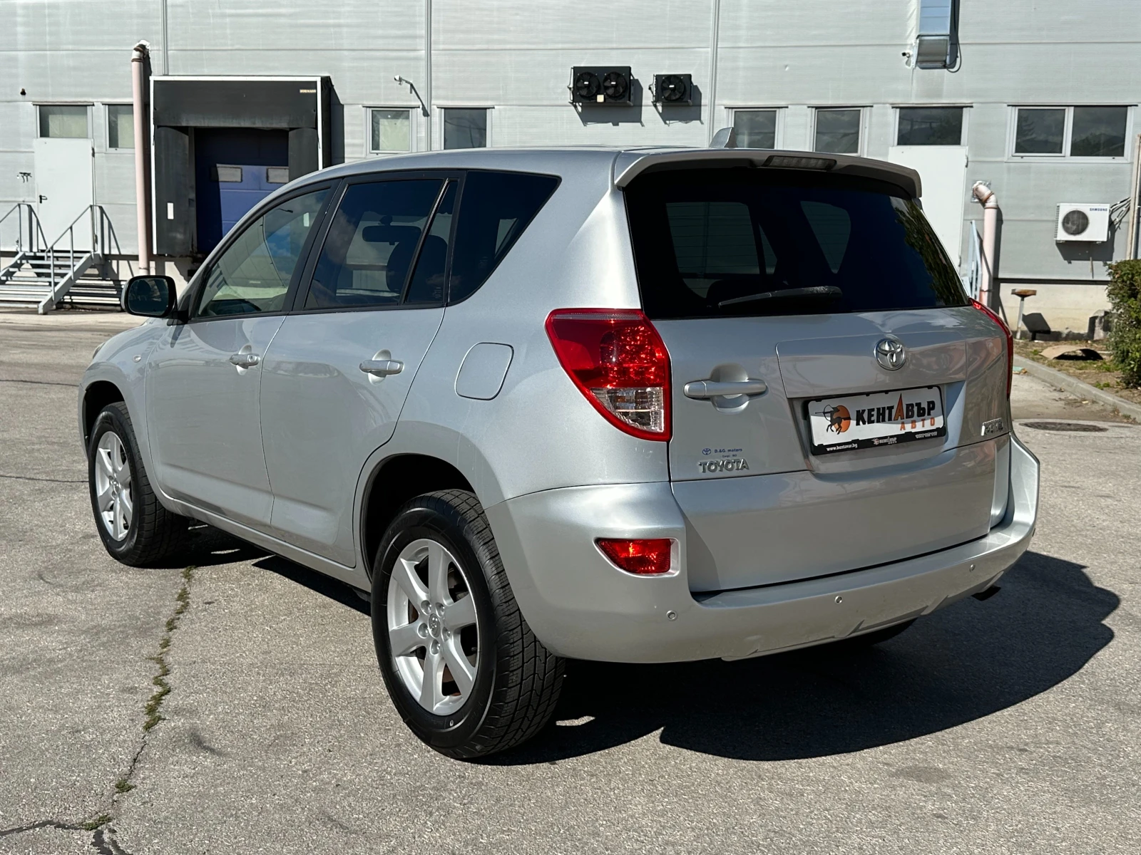 Toyota Rav4 2.0i 152 к.с.  - изображение 3