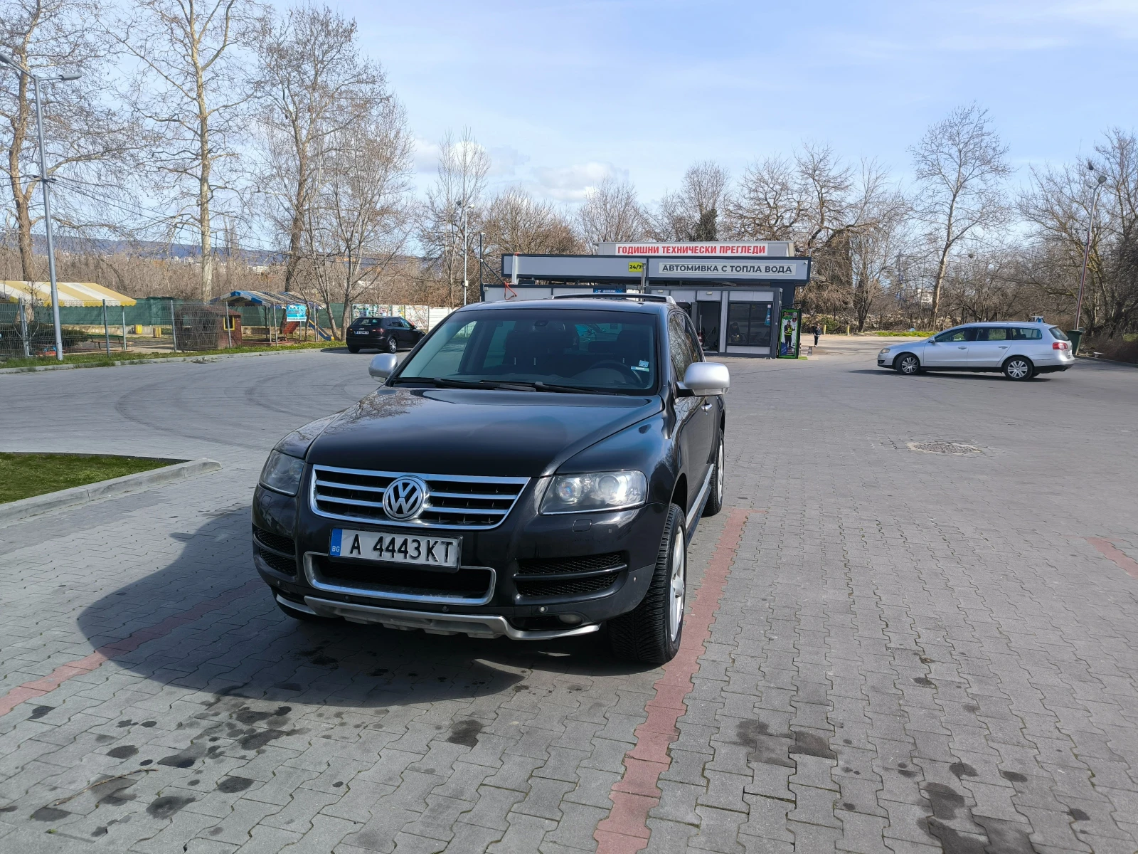 VW Touareg King Kong, снимка 2 - Автомобили и джипове - 53755605