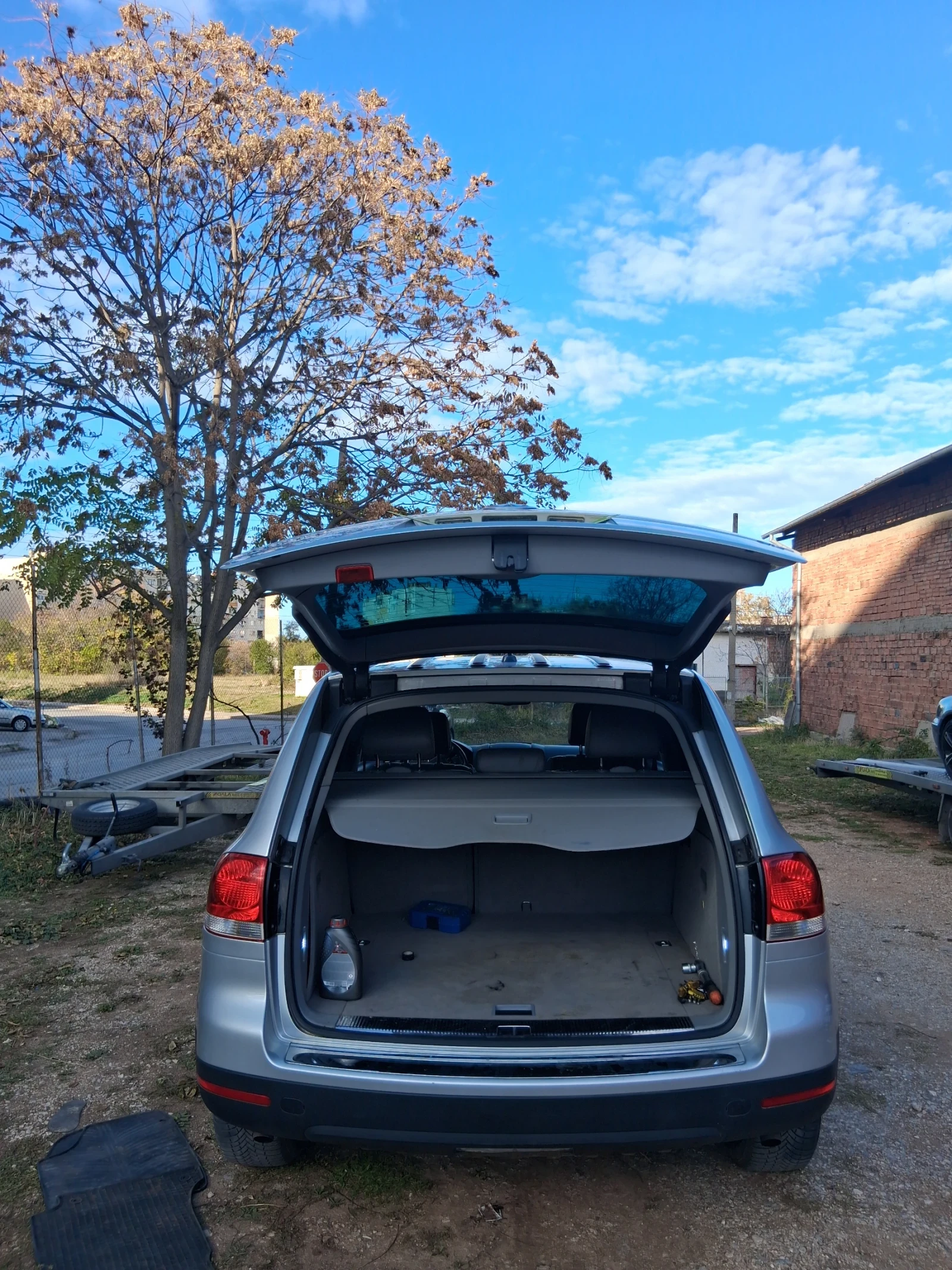 VW Touareg 3.2 240кс, снимка 6 - Автомобили и джипове - 53871911