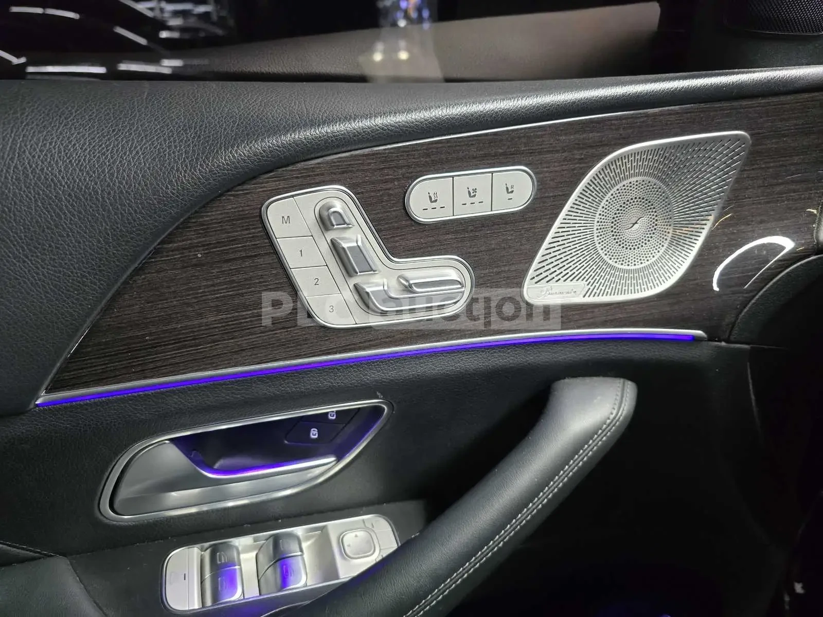 Mercedes-Benz GLE 400 2021* AMG PK* BURMASTER* AMBIENT* ОБДУХ* HEAD-UP* , снимка 7 - Автомобили и джипове - 53948169