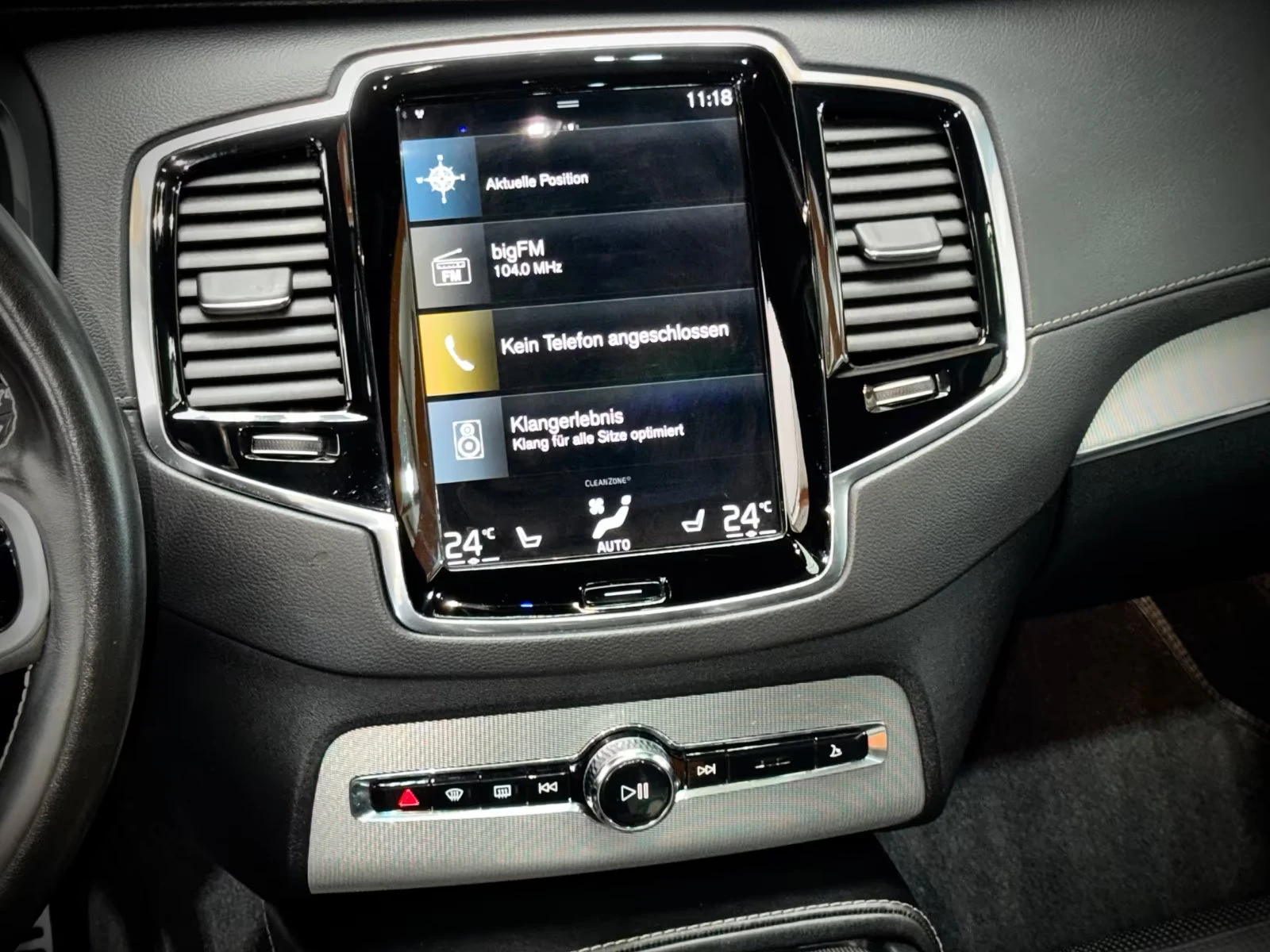 Volvo Xc90 B5/235HP/R-DESIGN/4X4/ACC/360/PANO/MAMO/213z, снимка 14 - Автомобили и джипове - 53997947