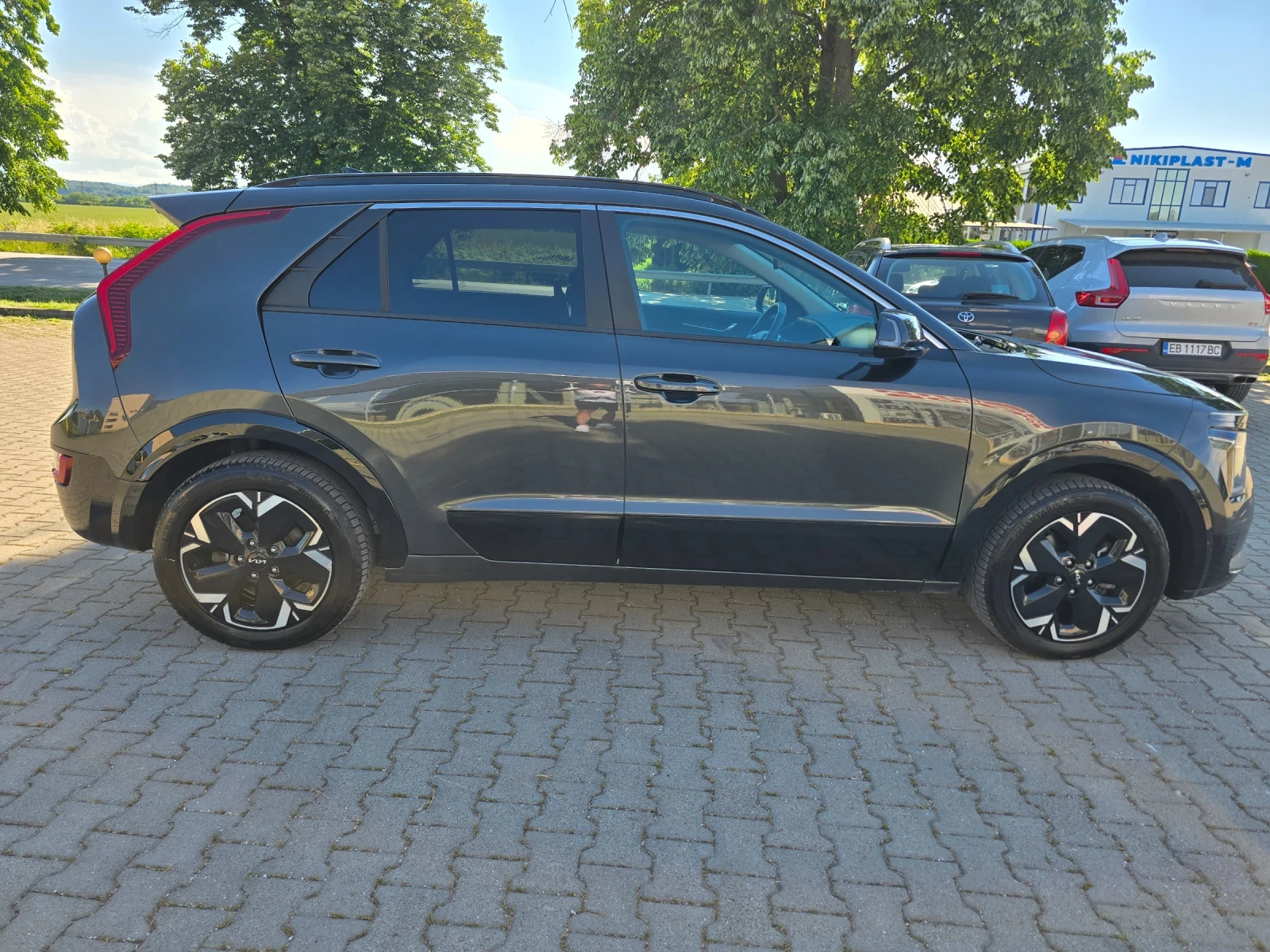 Kia Niro, снимка 3 - Автомобили и джипове - 54858624