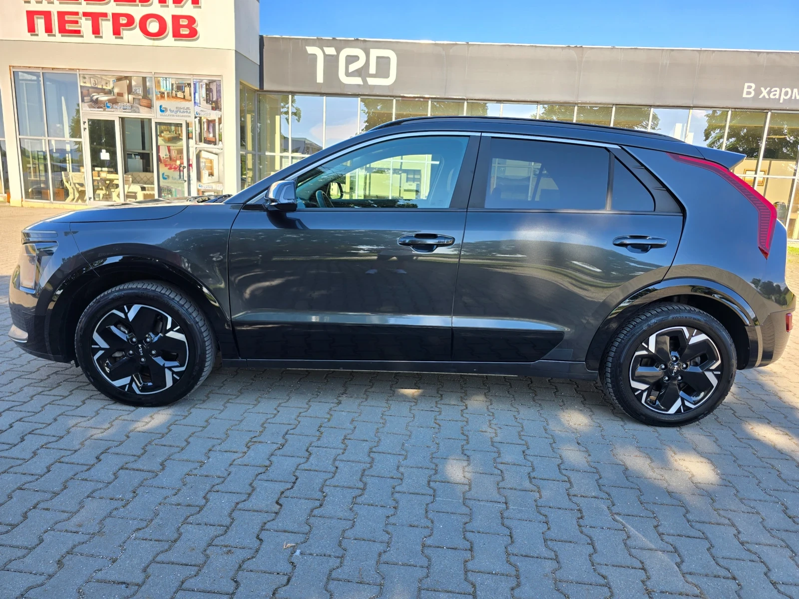 Kia Niro, снимка 2 - Автомобили и джипове - 54858624