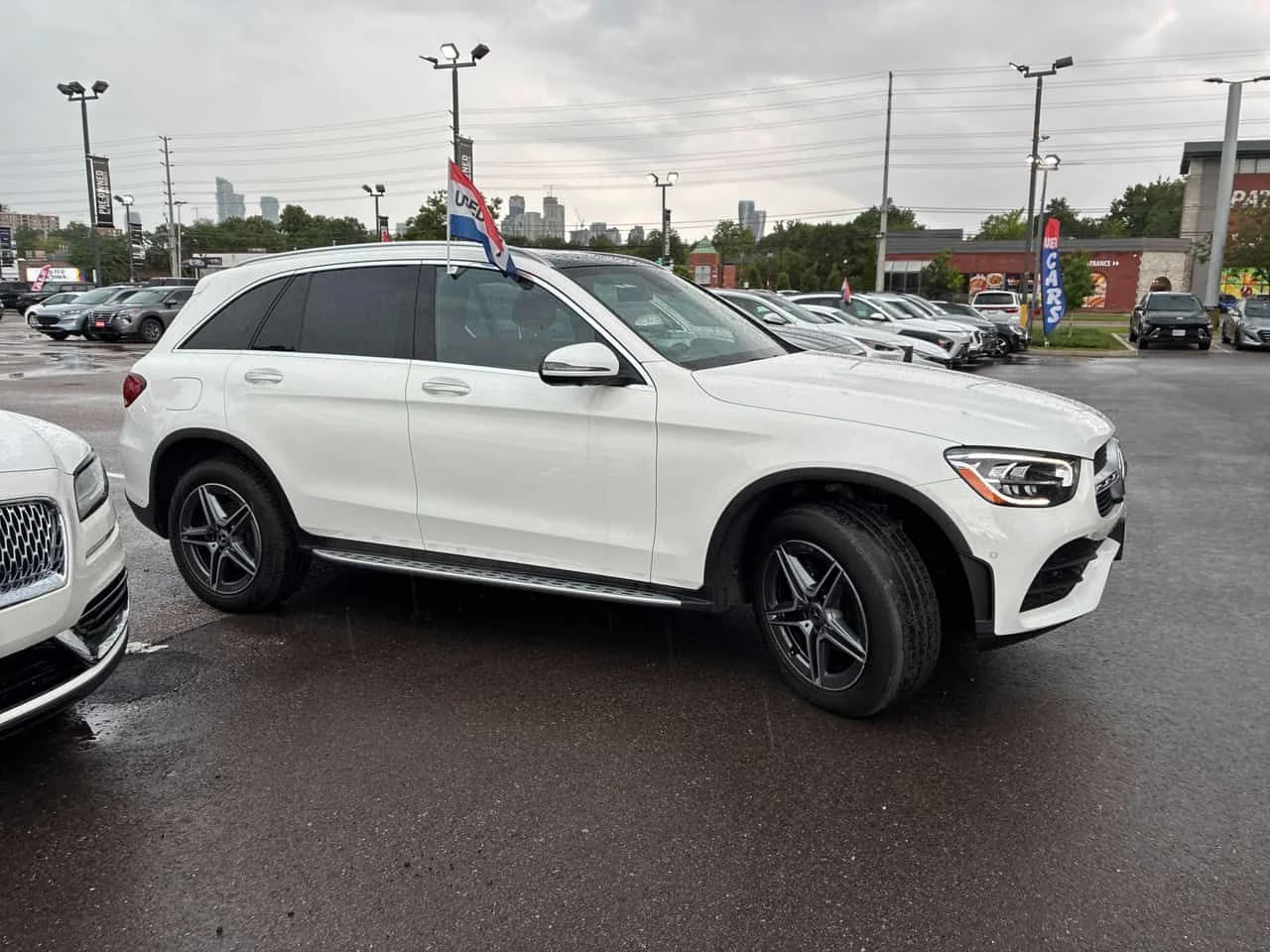Mercedes-Benz GLC * 4MATIC * CARFAX * ОПЦИЯ ЗА ФИНАНСИРАНЕ , снимка 16 - Автомобили и джипове - 55504613