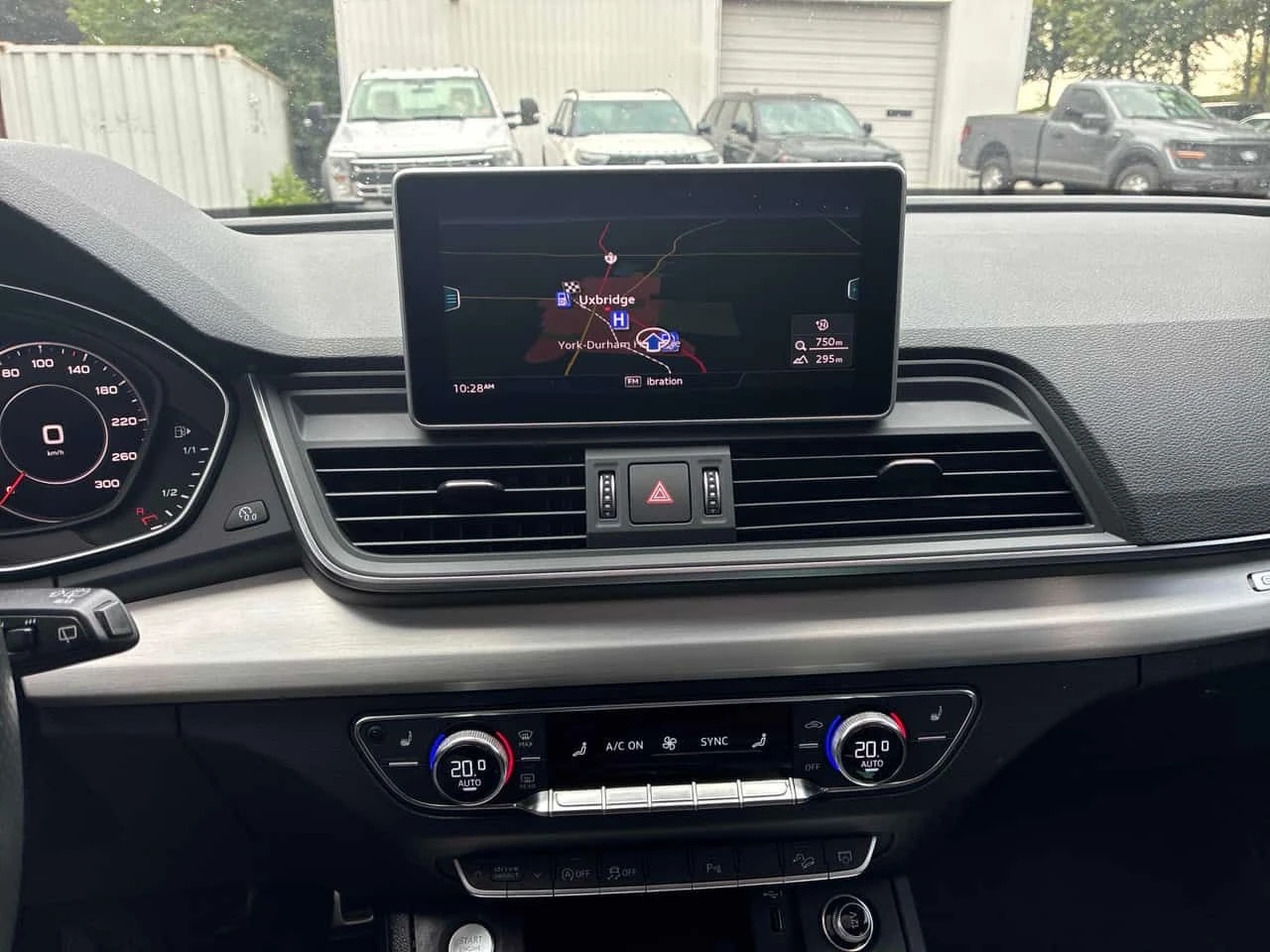 Audi Q5 Technik | 360 | B&O | ПАНОРАМА | CARFAX | , снимка 9 - Автомобили и джипове - 55578420