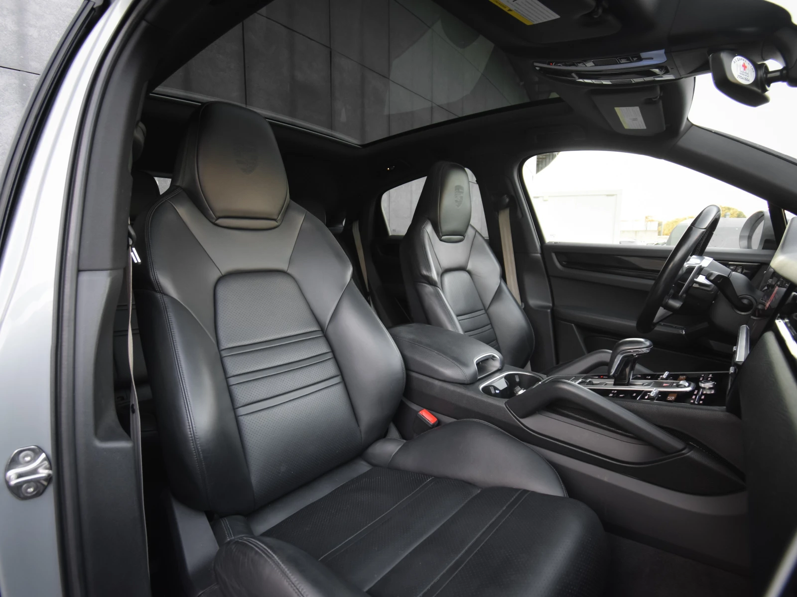 Porsche Cayenne 3.0 Coupe, снимка 9 - Автомобили и джипове - 55794427