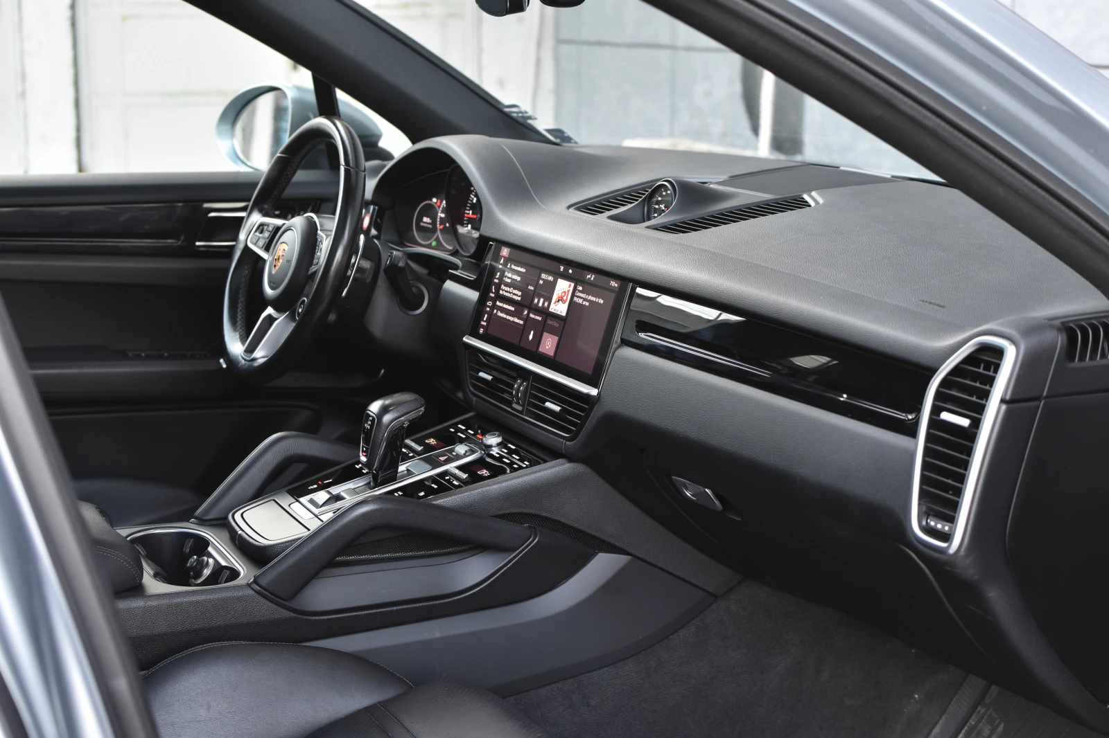 Porsche Cayenne 3.0 Coupe, снимка 12 - Автомобили и джипове - 55794427