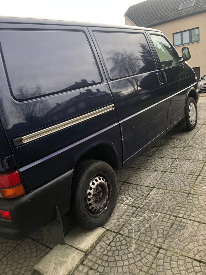 VW T4 2.5 tdi, снимка 9 - Бусове и автобуси - 46346818
