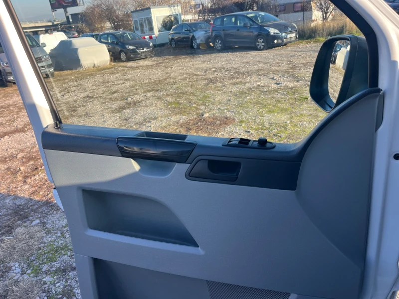 VW Transporter 2.0 TDI 8+ 1, снимка 12 - Бусове и автобуси - 52850830