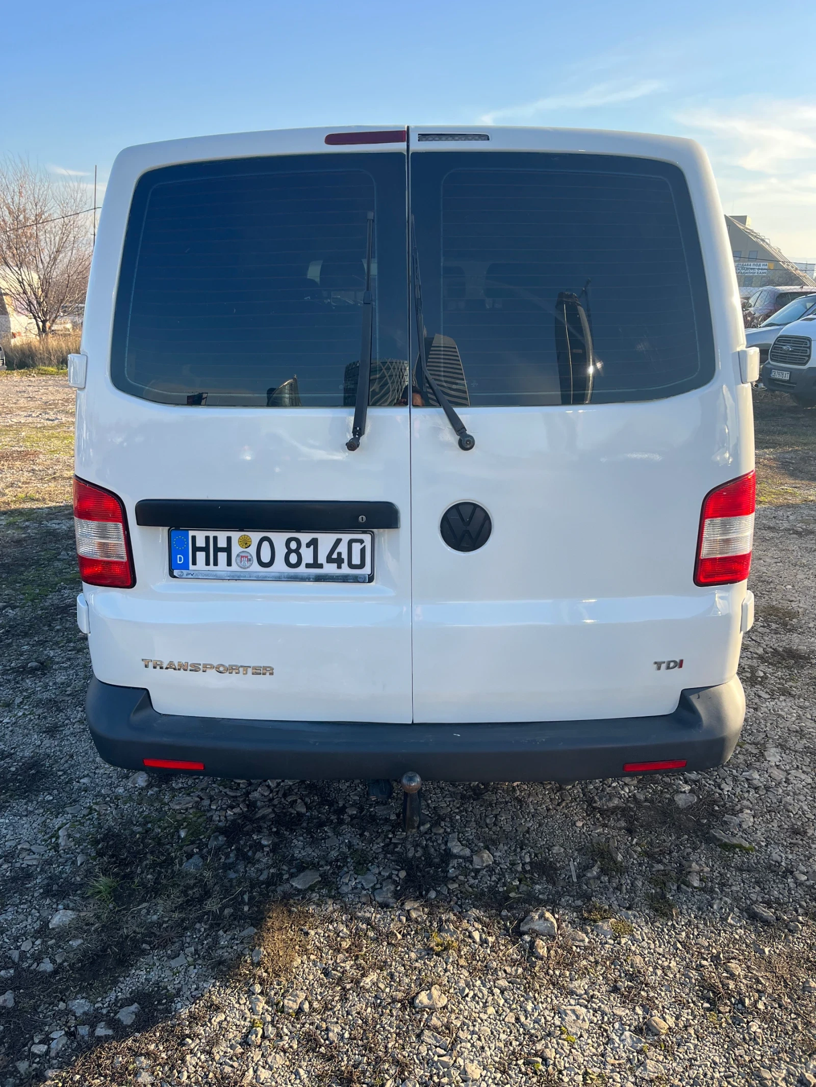 VW Transporter 2.0 TDI 8+ 1 - изображение 4