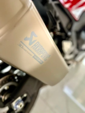 Honda Cbr 1000 RRR Limited series 1964 бр.от 2000 бр.5900км!, снимка 5