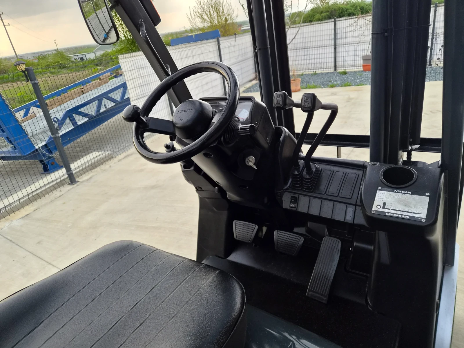 ������� Nissan 4.5 ����� / ������� / ���+ ������ / ��������� ! | Mobile.bg � ����������� 11