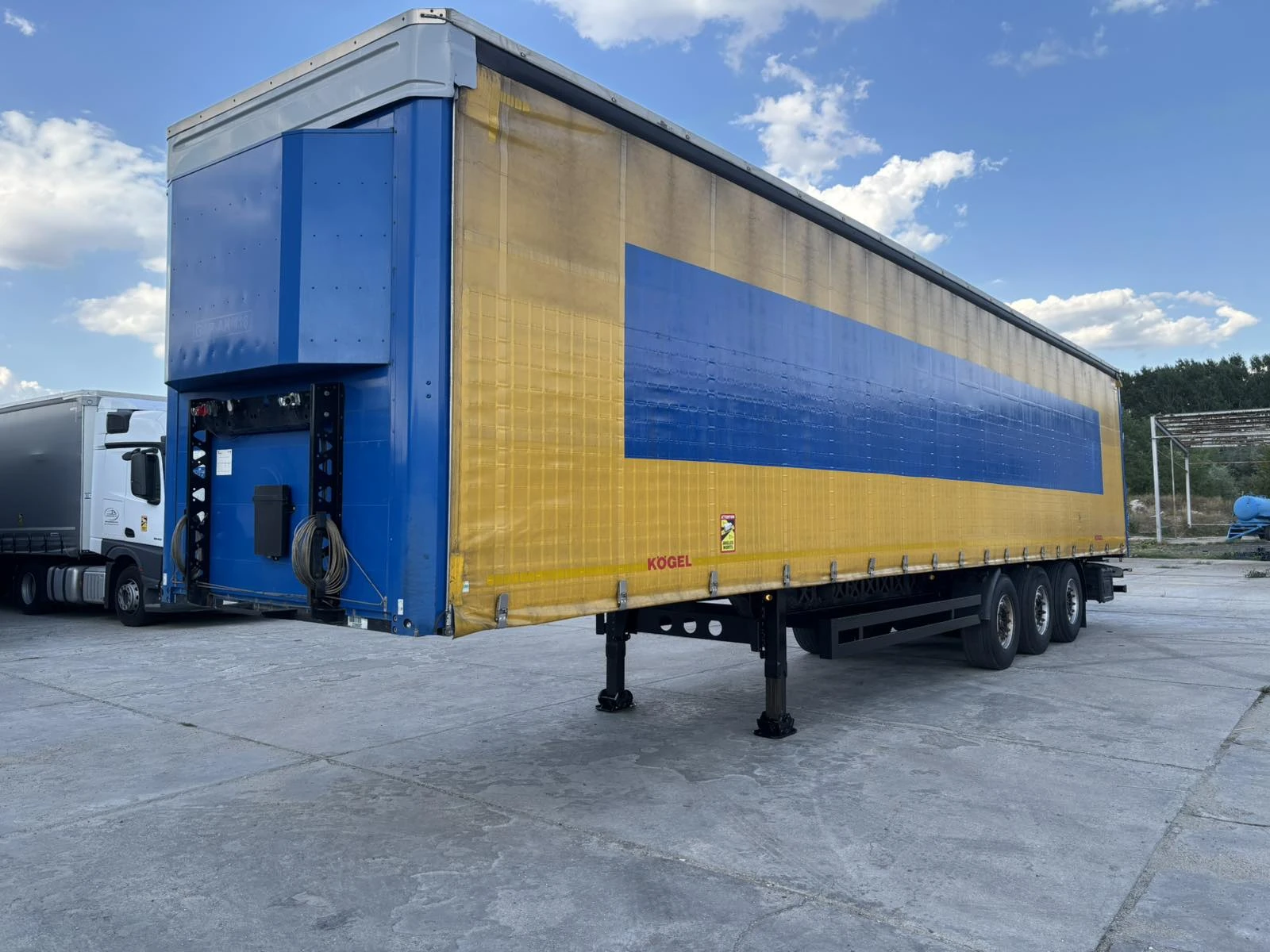 Полуремарке Koegel S 24-1 