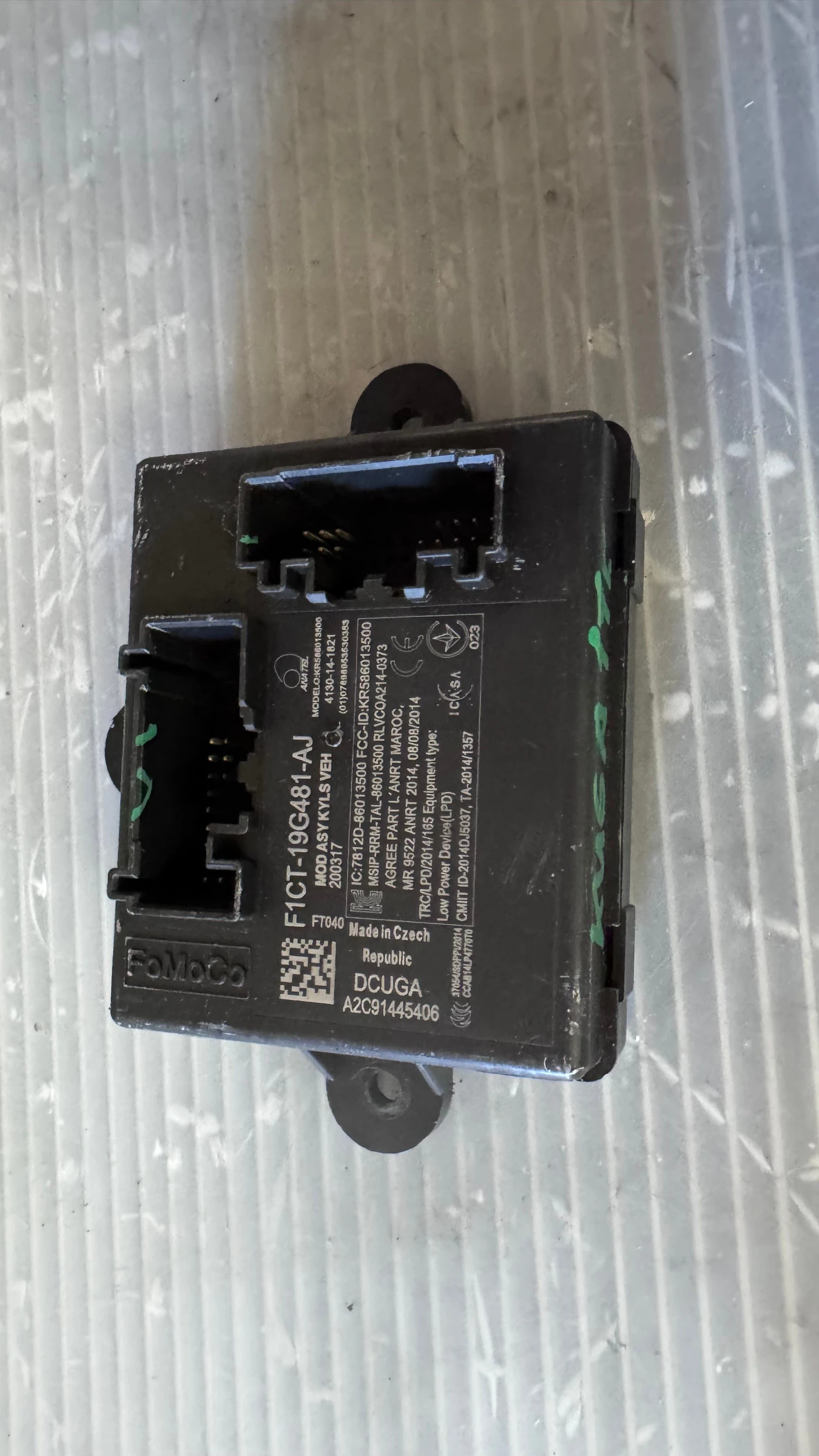       Ford Kuga - F1CT-19G481-AJ | Mobile.bg   1