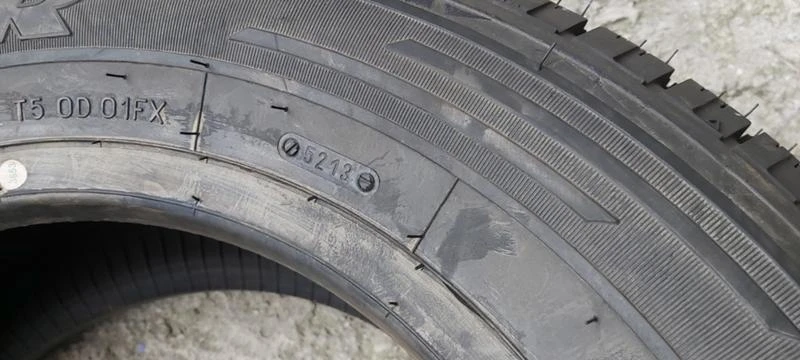 Гуми Зимни 215/75R16, снимка 7 - Гуми и джанти - 32781516