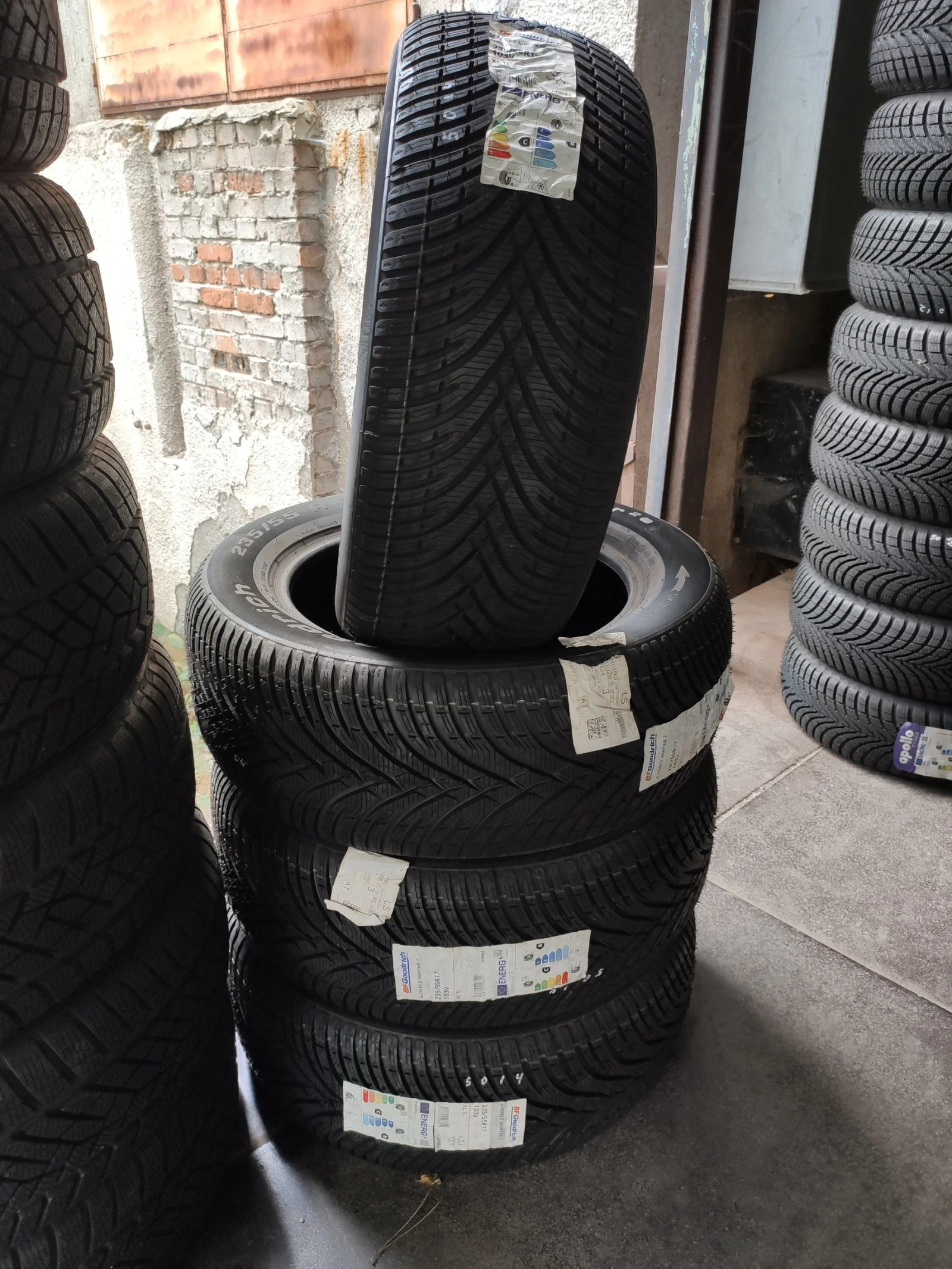  235/55R17 | Mobile.bg   4