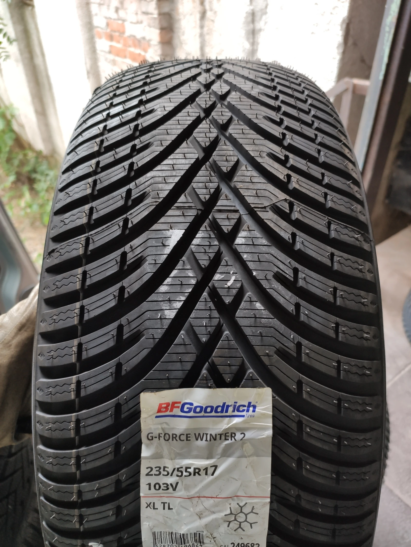  235/55R17 | Mobile.bg   1