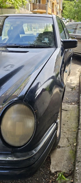 Mercedes-Benz E 250 250D, снимка 3