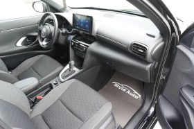Toyota Yaris Cross 1.5 HYBRID/AWD-i/LOUNGE, КАТО НОВА!, снимка 13