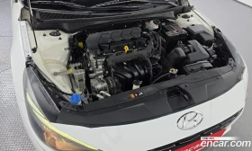 Hyundai Elantra 1.6 Modern, снимка 6