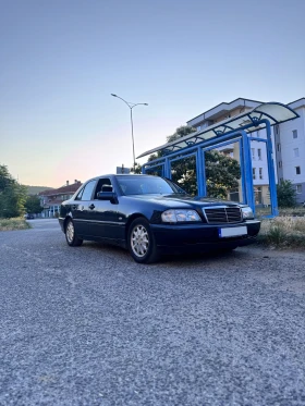 Обява за продажба на Mercedes-Benz 220 220 CDI ~4 300 лв. - изображение 1