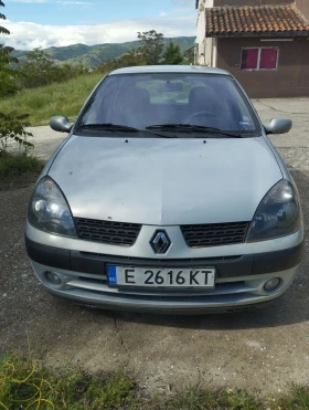 ������ Renault Clio