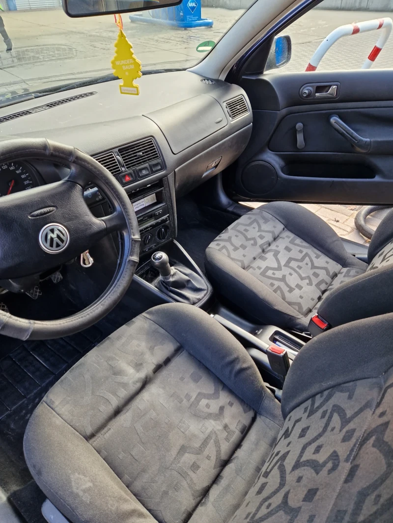 VW Golf, снимка 8 - Автомобили и джипове - 47480868