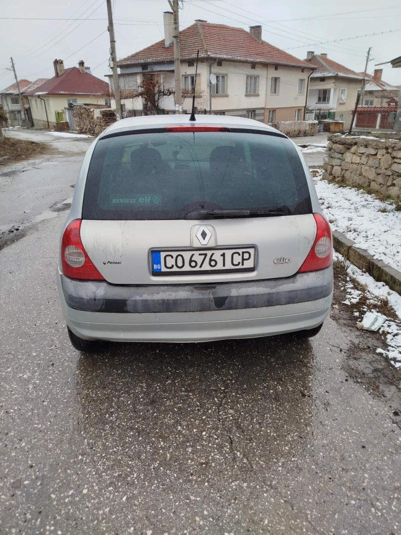 Renault Clio, снимка 6 - Автомобили и джипове - 49164597