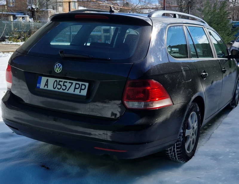 VW Golf, снимка 4 - Автомобили и джипове - 49222281