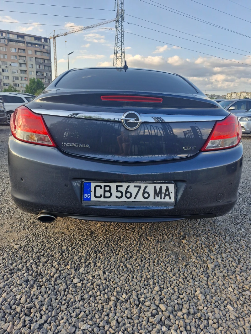 Opel Insignia, снимка 2 - Автомобили и джипове - 52882685