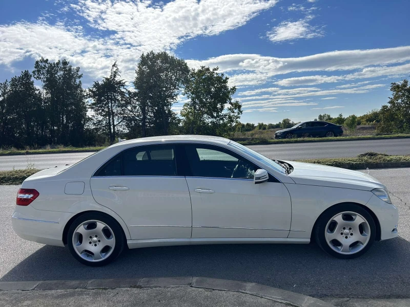 Mercedes-Benz E 350 AVANTGARDE, снимка 4 - Автомобили и джипове - 52025954