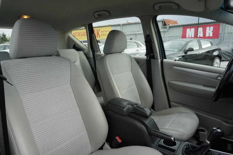 Mercedes-Benz A 180 CDI/Регистрирана/Кожа, снимка 11 - Автомобили и джипове - 52200539