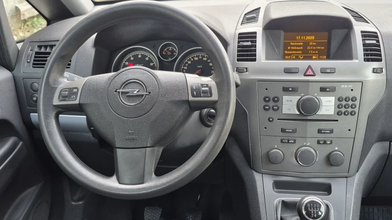 Opel Zafira 1.6i 7Местна Отлична, снимка 14 - Автомобили и джипове - 52416712